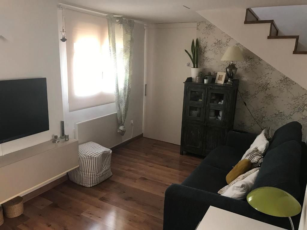 Wohnzimmer von Dachboden zum verkauf in Ibi mit Terrasse, Abstellraum und Möbliert