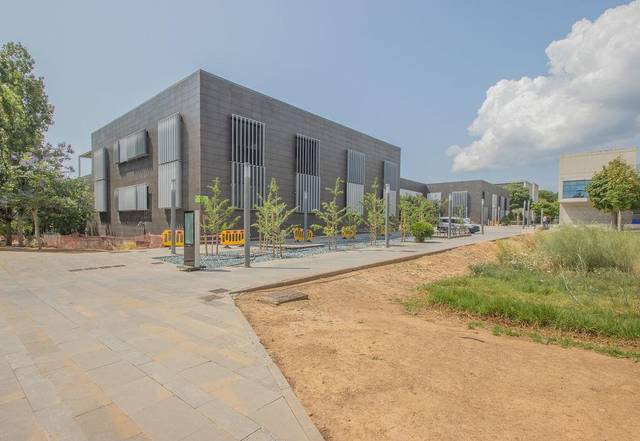 Local comercial en Venta en Carrer Blaise Pascal en Establiments