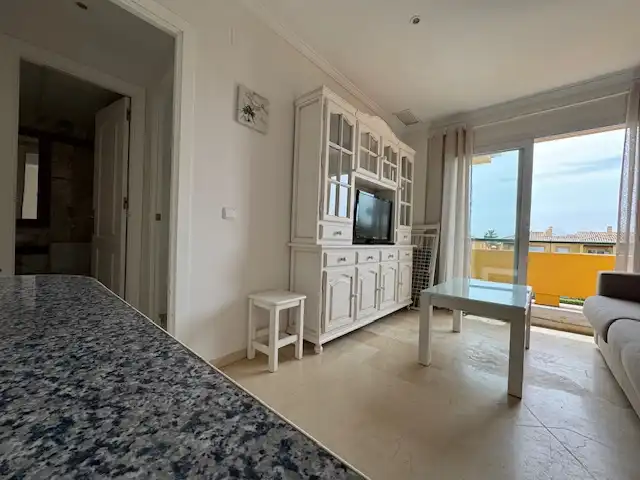 Dormitori de Apartament en venda en Chiclana de la Frontera amb Calefacció, Terrassa i Moblat