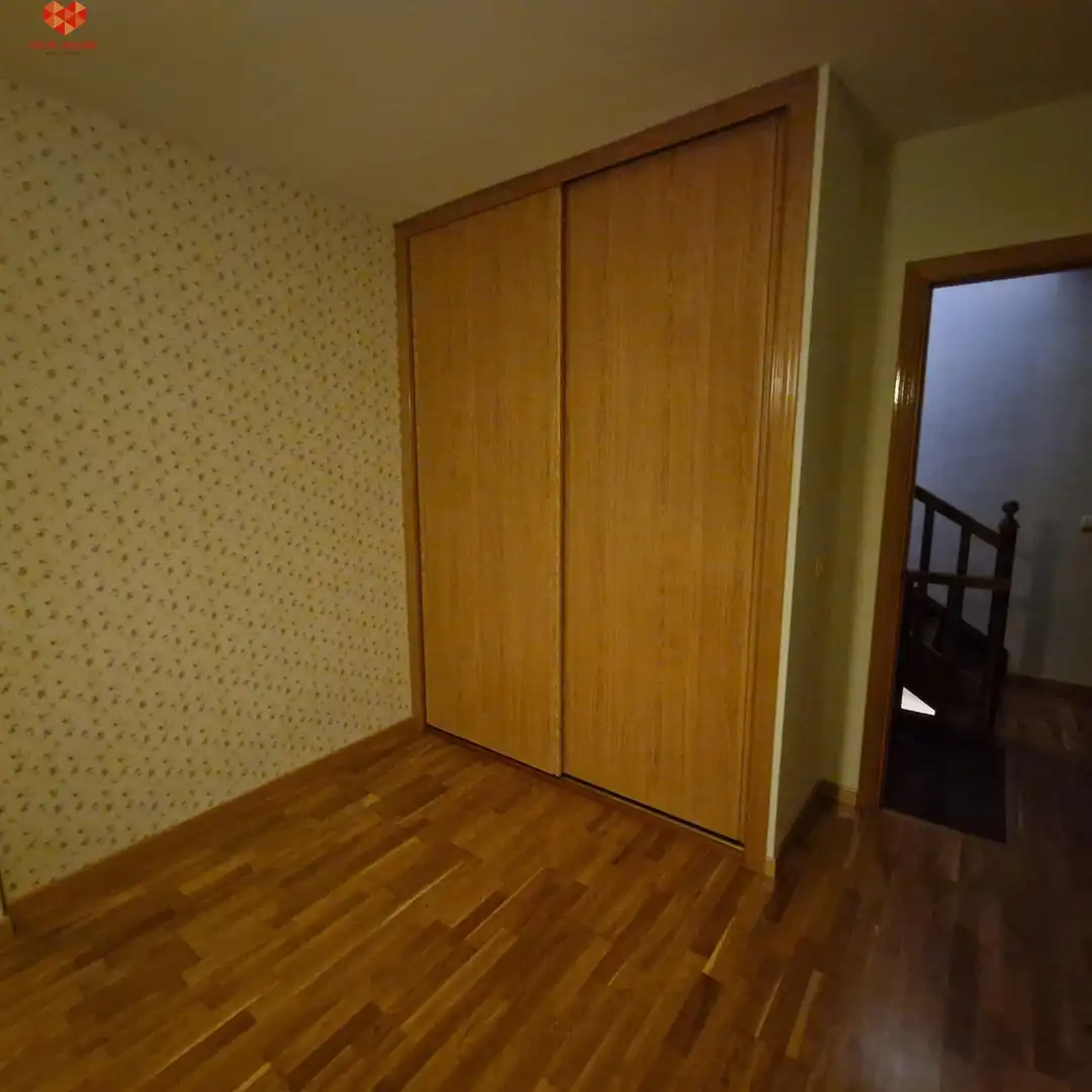 Bedroom of Detached homes for sale in Segovia  with Heating, Terrace and Storage room