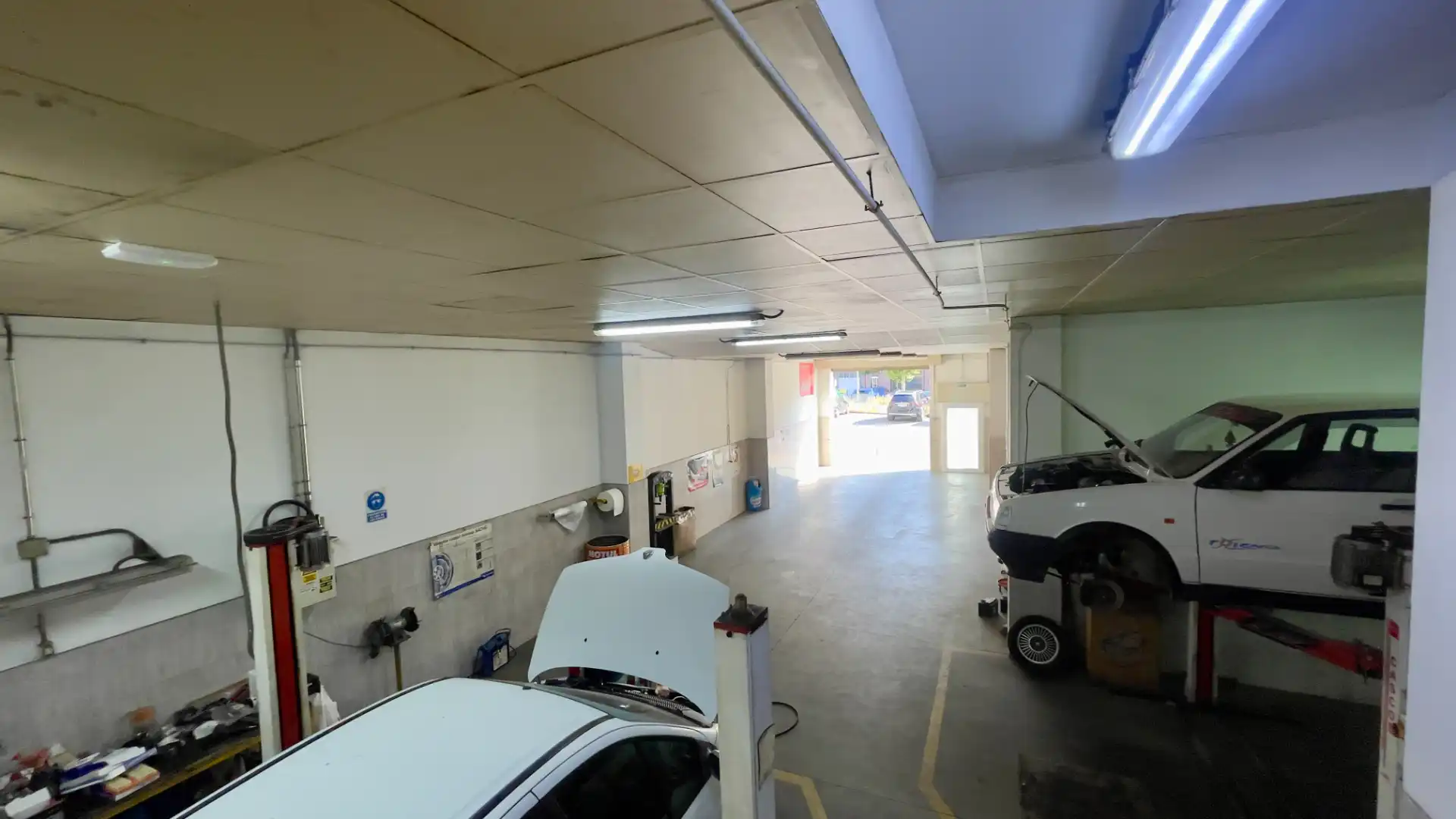 Local comercial en venda a Avenida de la Cemba 2, imagen 6