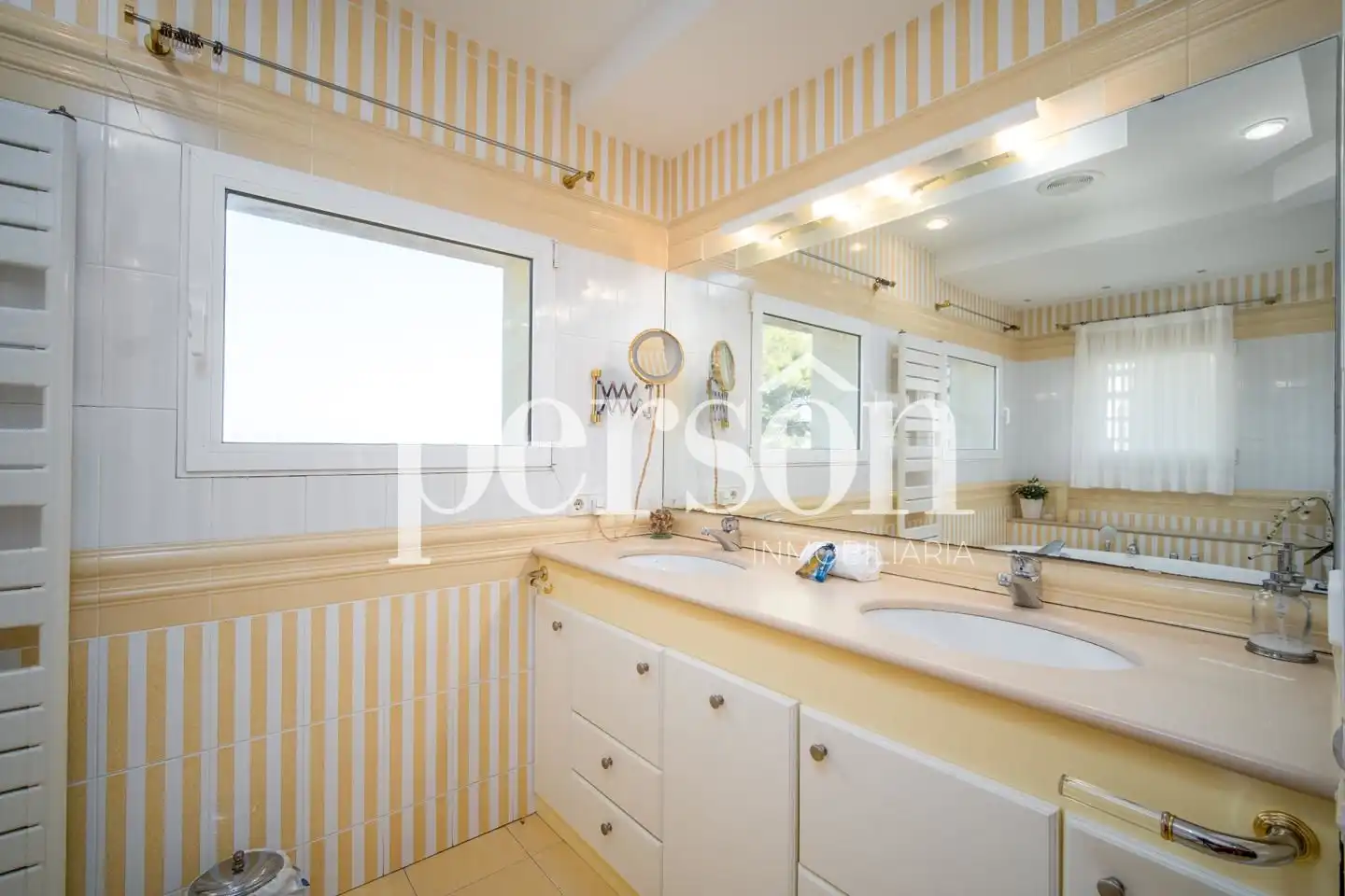 Bathroom of Houses for sale in Jávea / Xàbia  with Air Conditioner, Heating and Private garden