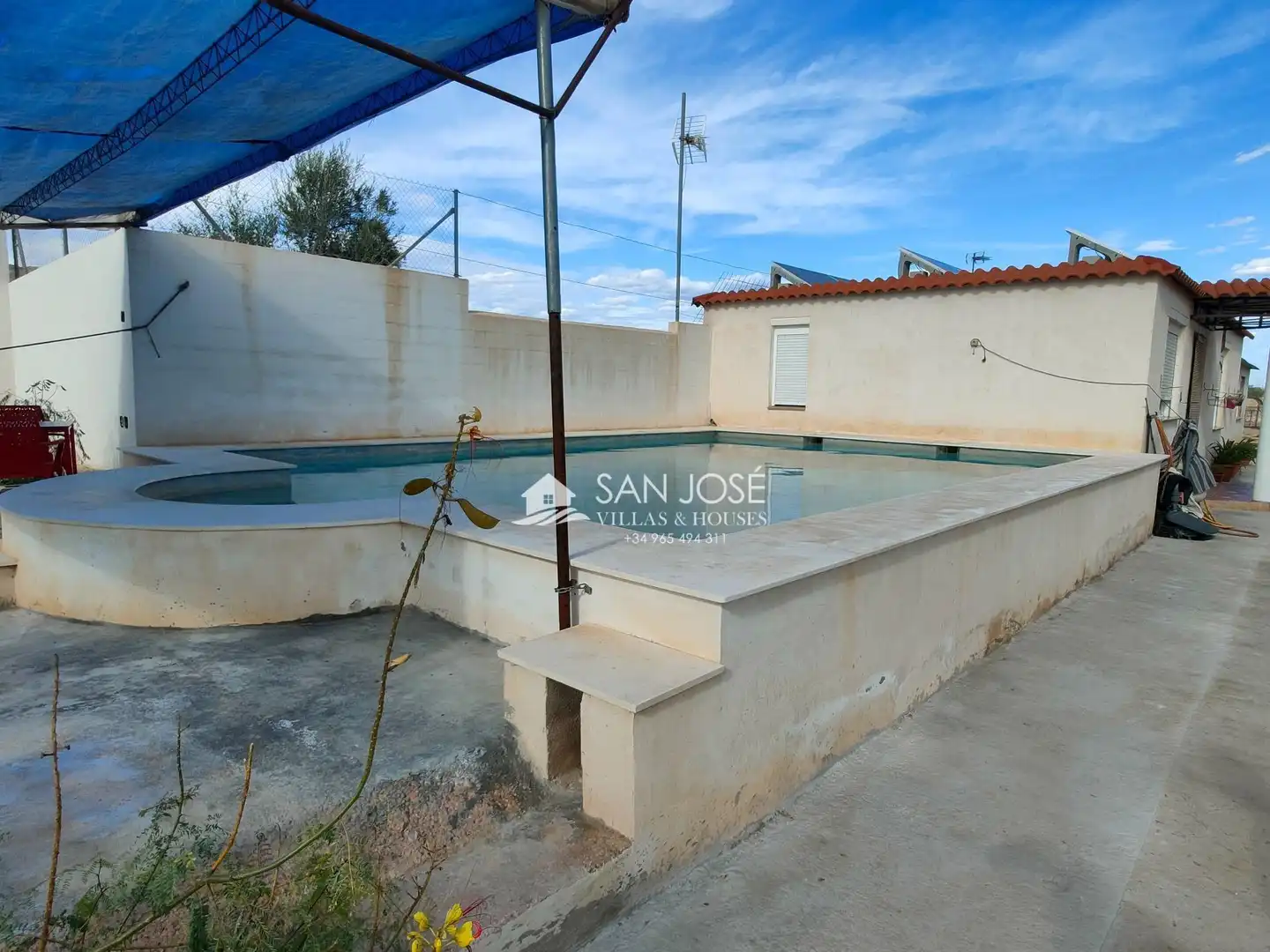 Piscina de Casa o xalet en venda en La Romana amb Aire condicionat, Calefacció i Jardí privat