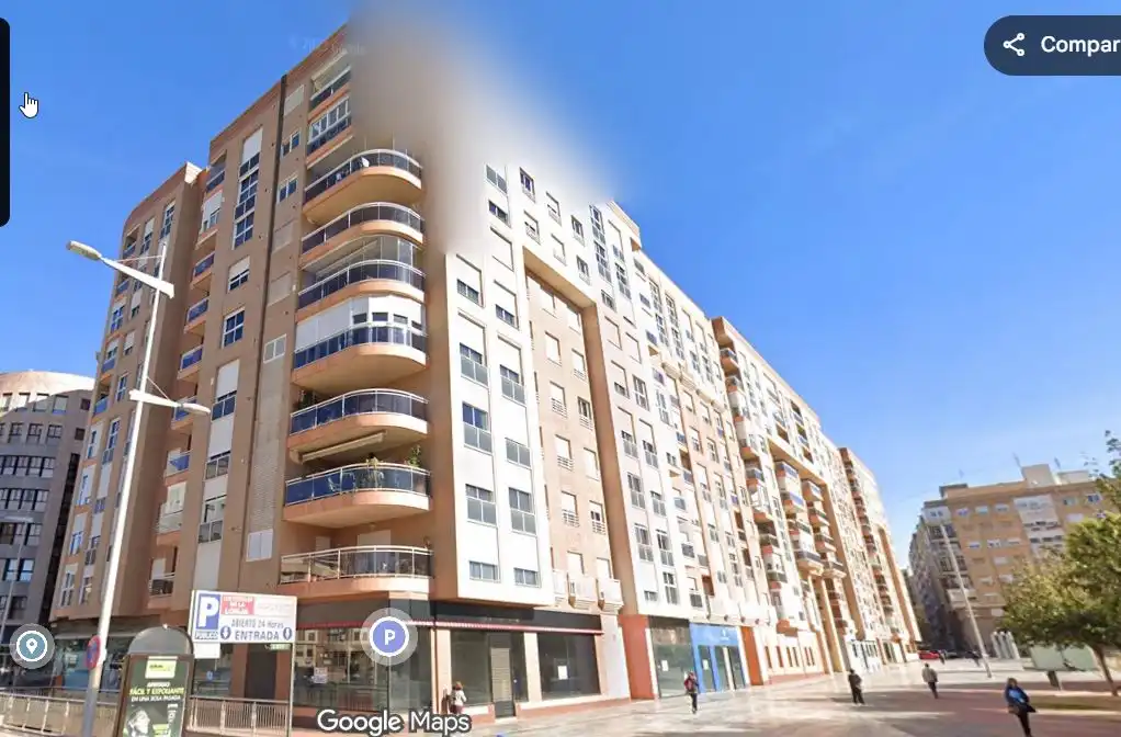 Flat with terrace for sale in Calle Carlos III 22