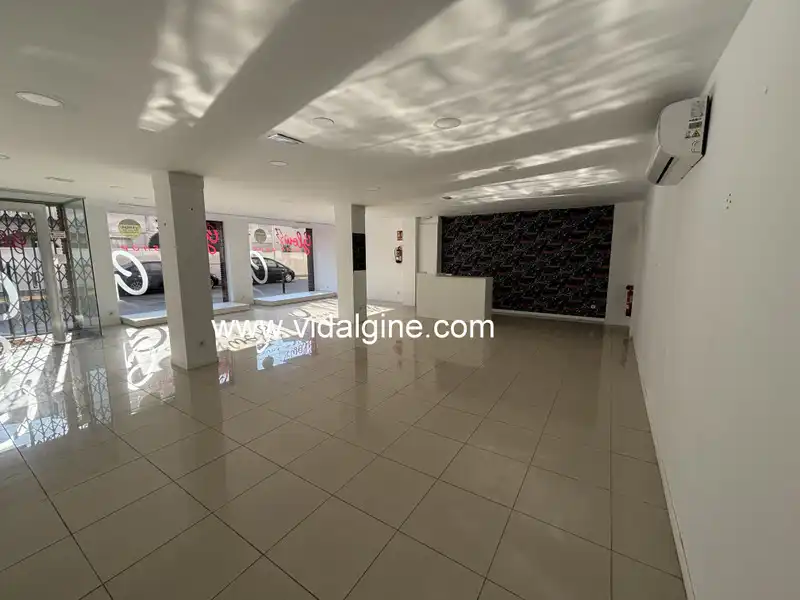 Local comercial en venda a Carrer de Sant Lluís, imagen 6