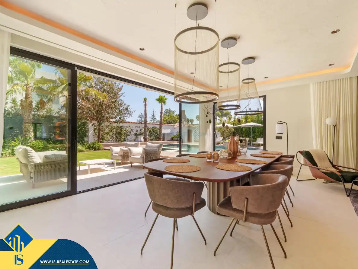 Chalet con piscina en venta en Nueva Andalucía, imagen 4