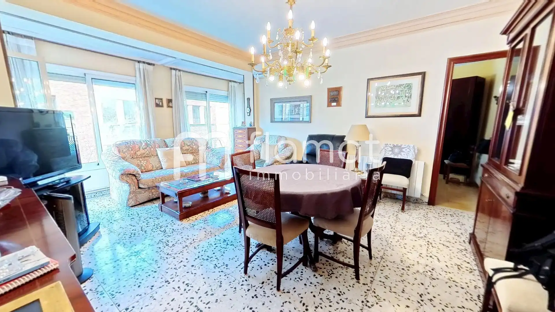 Flat with lift for sale in Carrer del Baró de les Quatre Torres 1