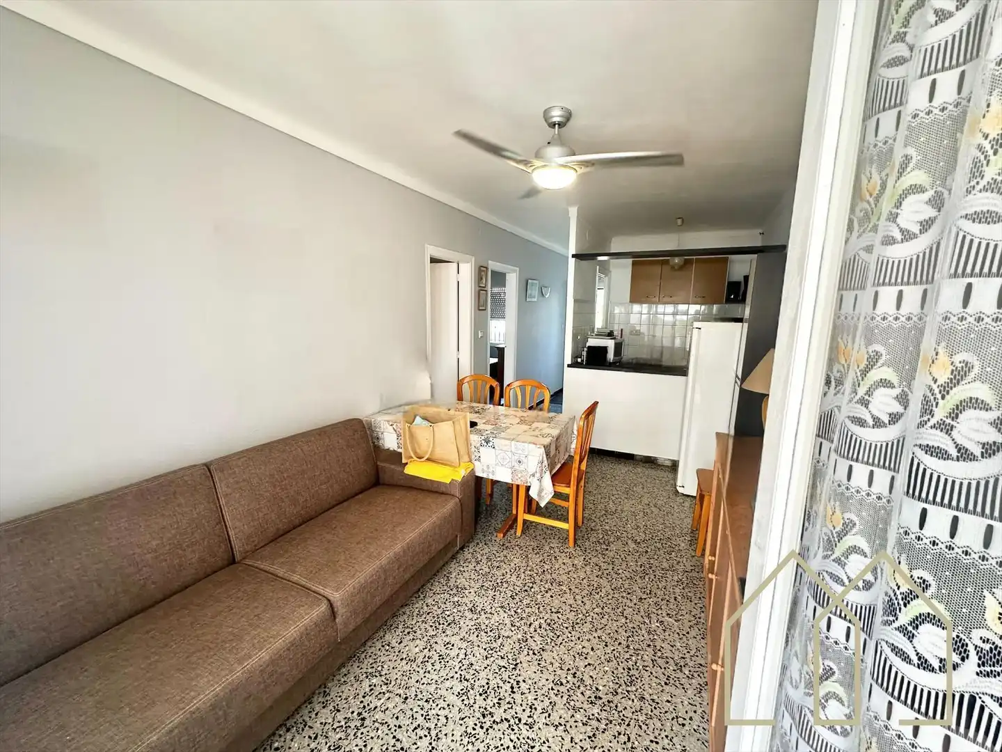 Sala de estar de Apartamento en venta en L'Escala con Jardín privado y Terraza