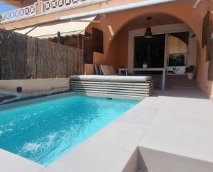 Piscina de Casa o xalet en venda en Santa Pola amb Aire condicionat, Jardí privat i Piscina