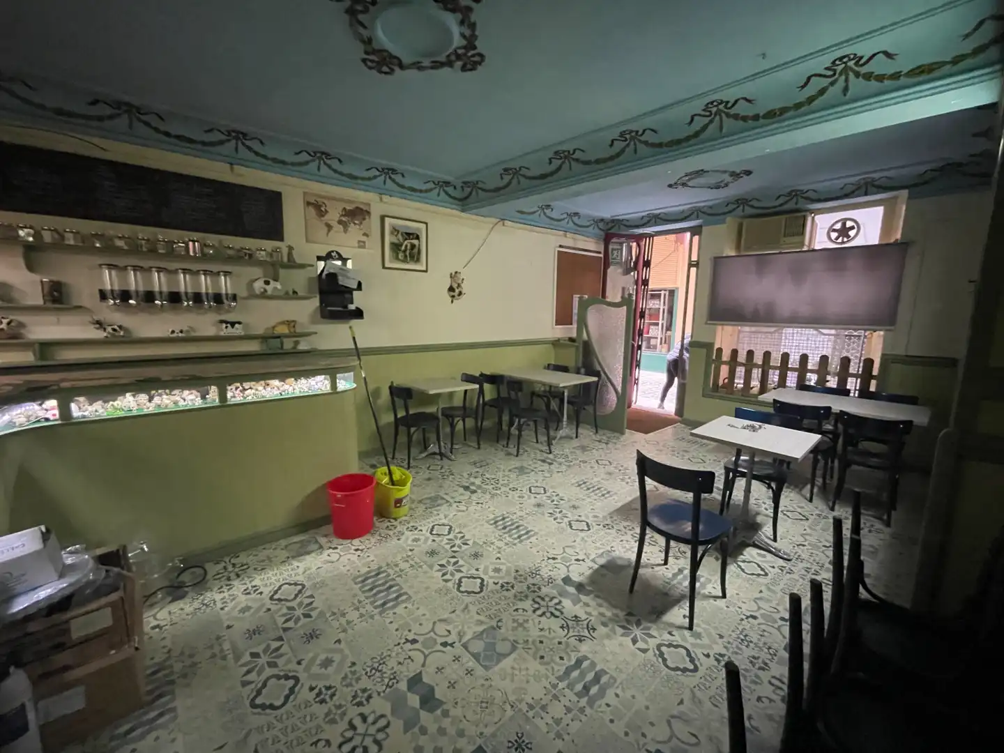 Local comercial en venta en Olot, imagen 3