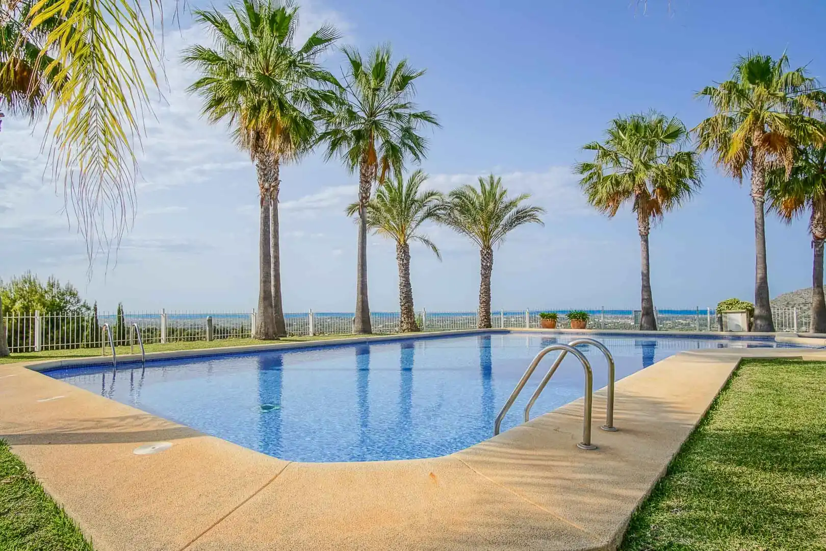 Piscina de Apartament en venda en Pedreguer amb Terrassa i Jacuzzi