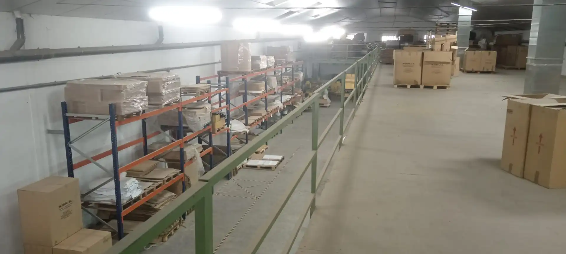 Nau industrial en venda en Quart de Poblet