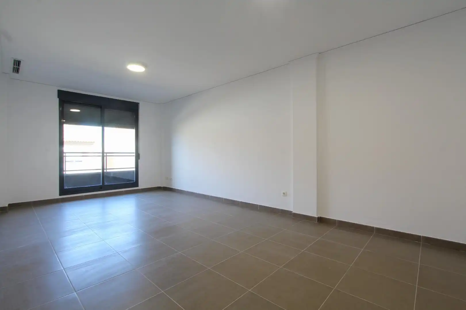 Flat for rent in Moncofa  with Air Conditioner, Heating and Balcony