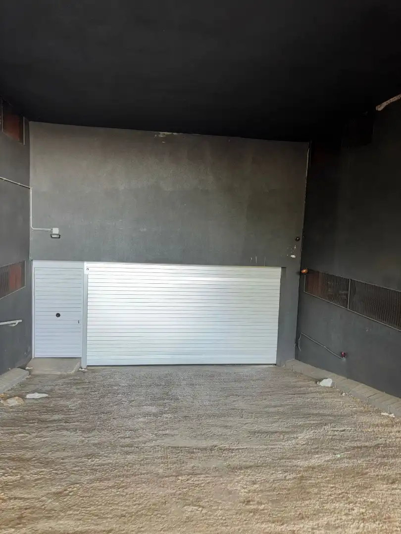Individual with lift for sale in Carrer de la Riera de Bugantó, imagen 3