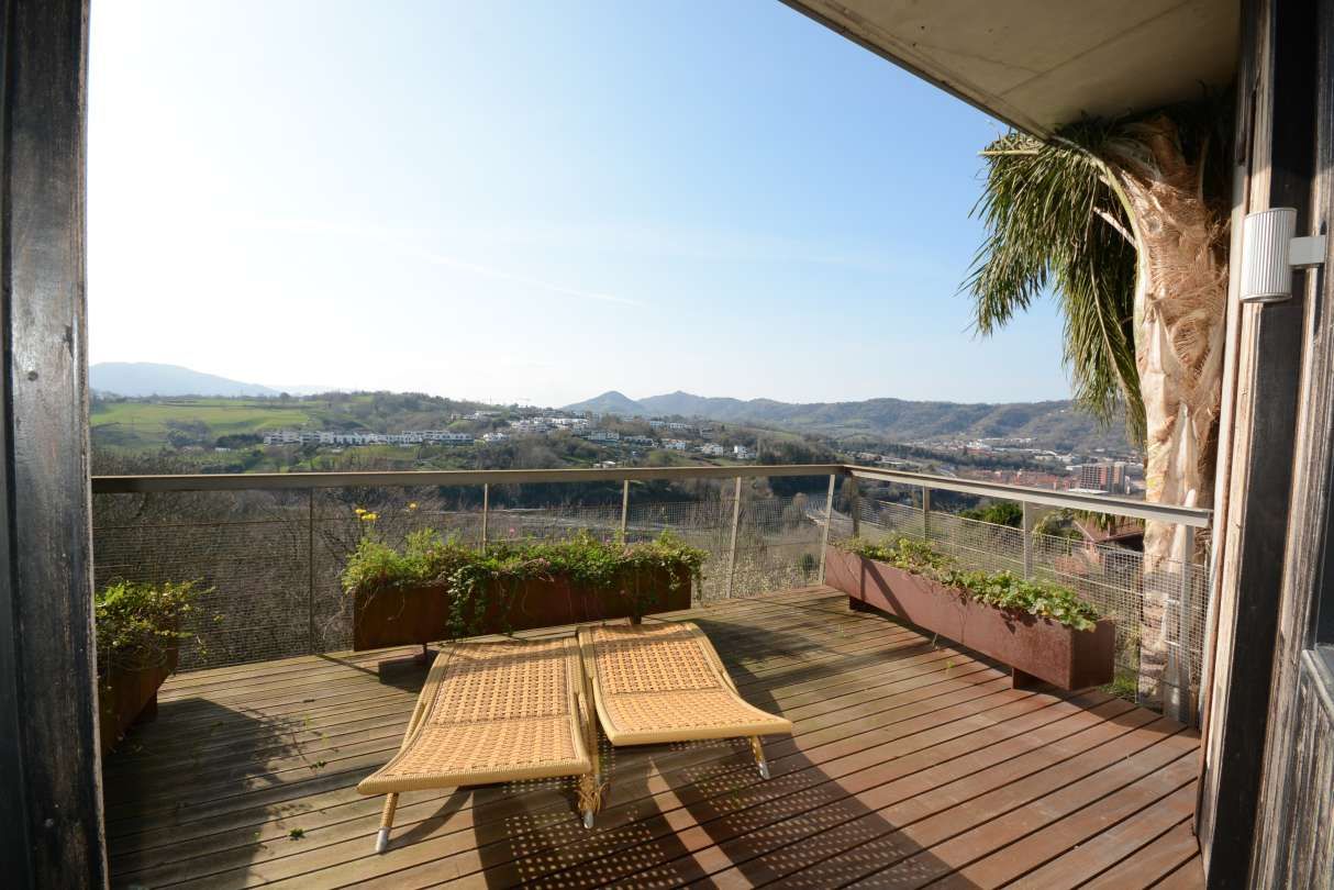 Terrace of House or chalet for sale in Donostia - San Sebastián   with Air Conditioner, Heating and Private garden