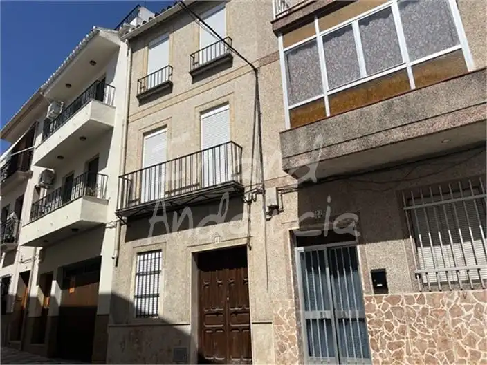 Maison mitoyenne à vendre à Luque