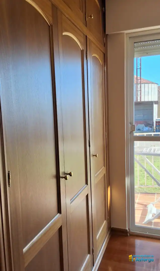 Habitación de Casa o chalet en venta en Astorga con Calefacción, Jardín privado y Parquet