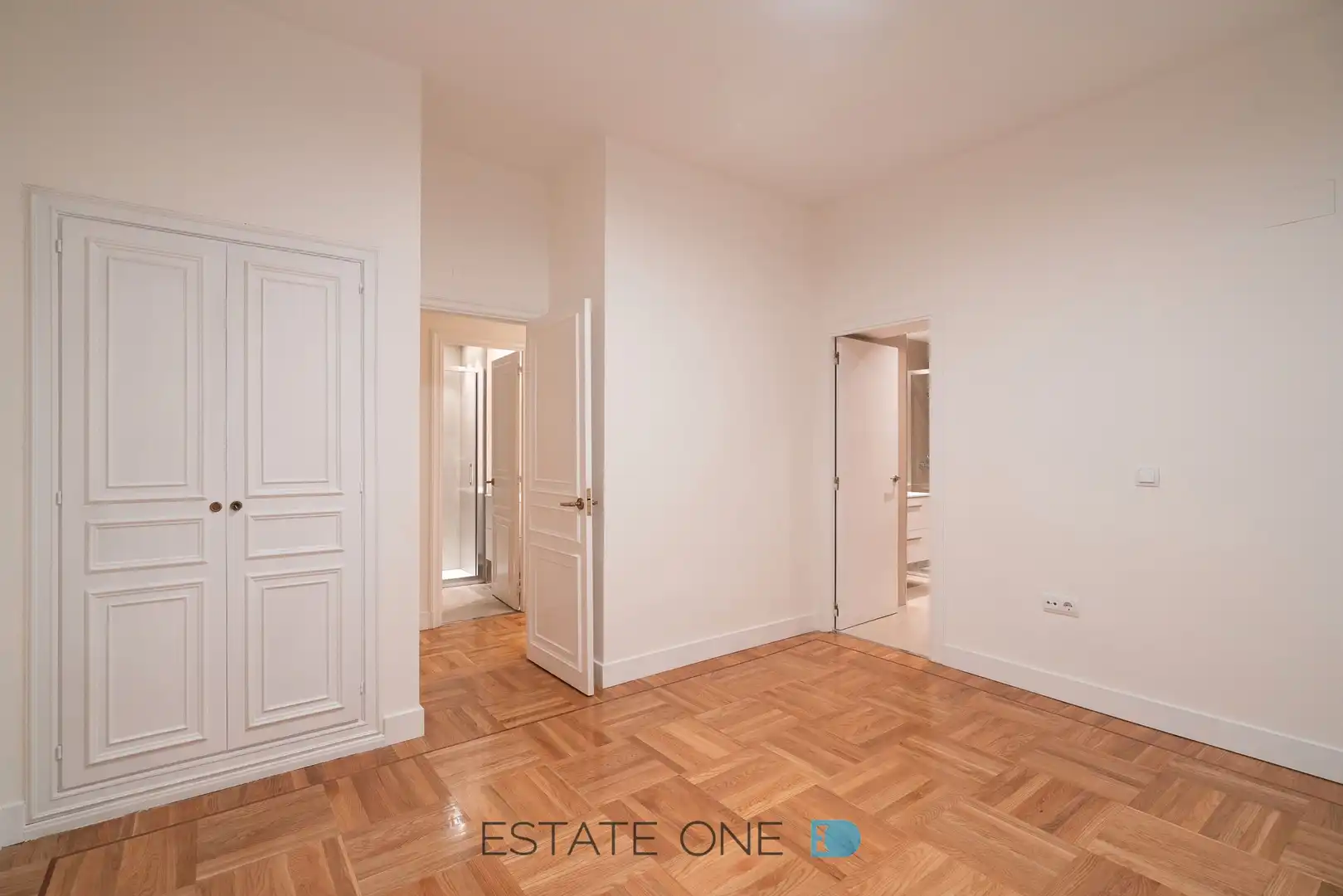 Flat for rent in Madrid  with Air Conditioner, Heating and Parquet flooring
