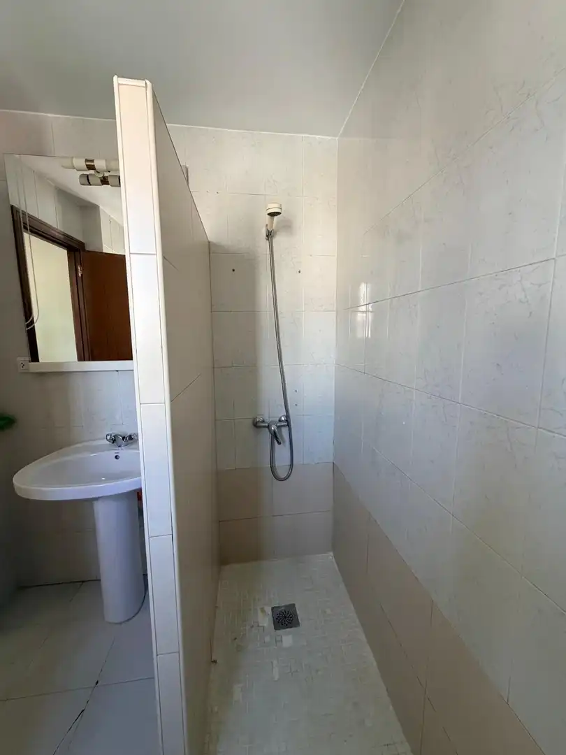 Bathroom of Houses for sale in Valdelacalzada