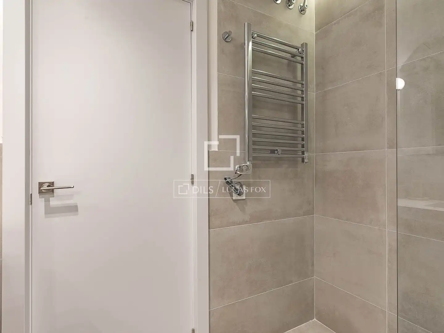Baño de Piso en venta en Barcelona con Aire acondicionado, Calefacción y Balcón