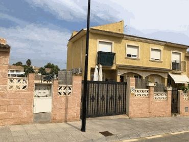 Casa pareada en venta en C/ Murillo - Res Entrepinares -
