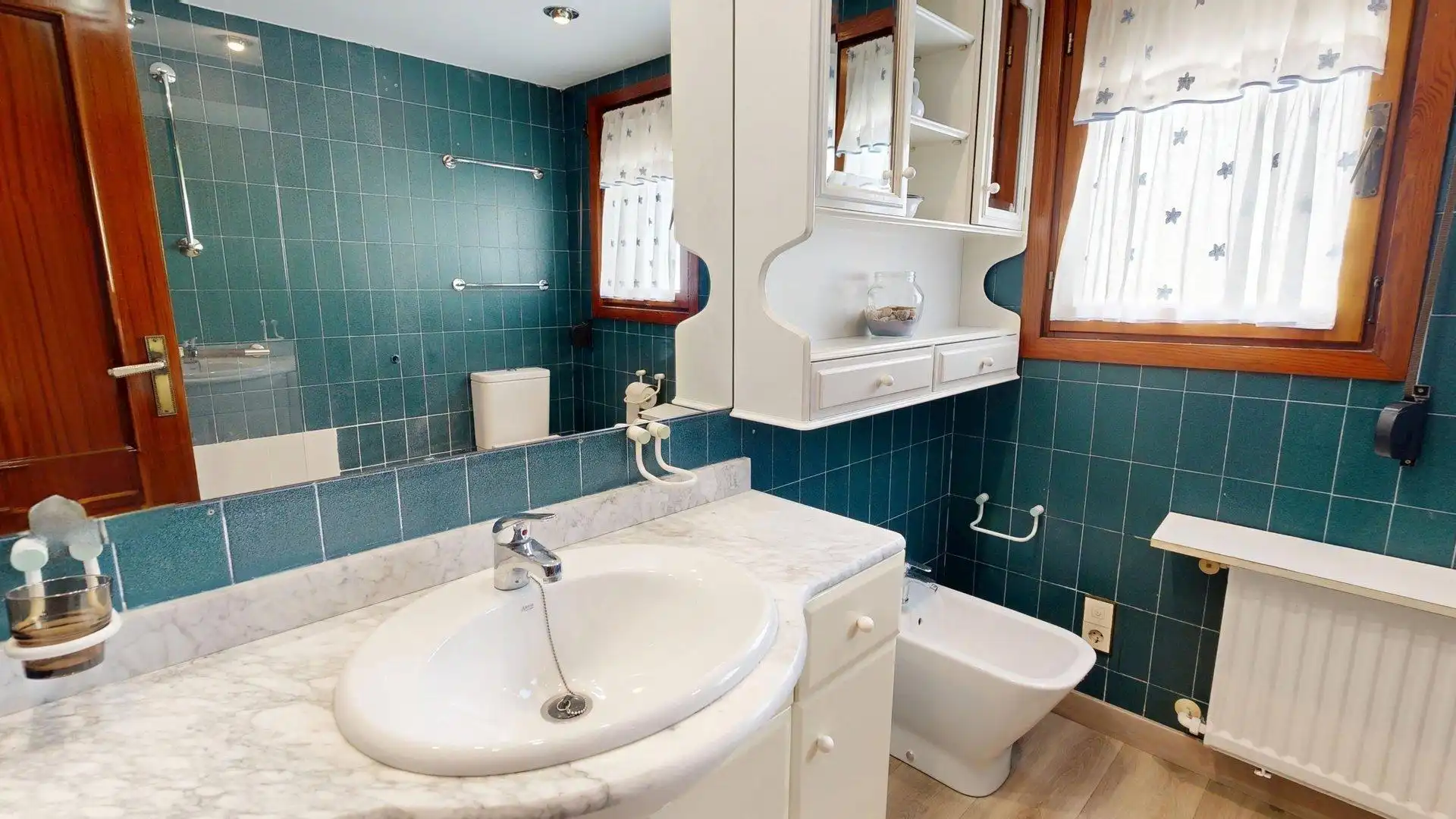 Baño de Casa o chalet en venta en Zaragoza con Aire acondicionado, Calefacción y Jardín privado