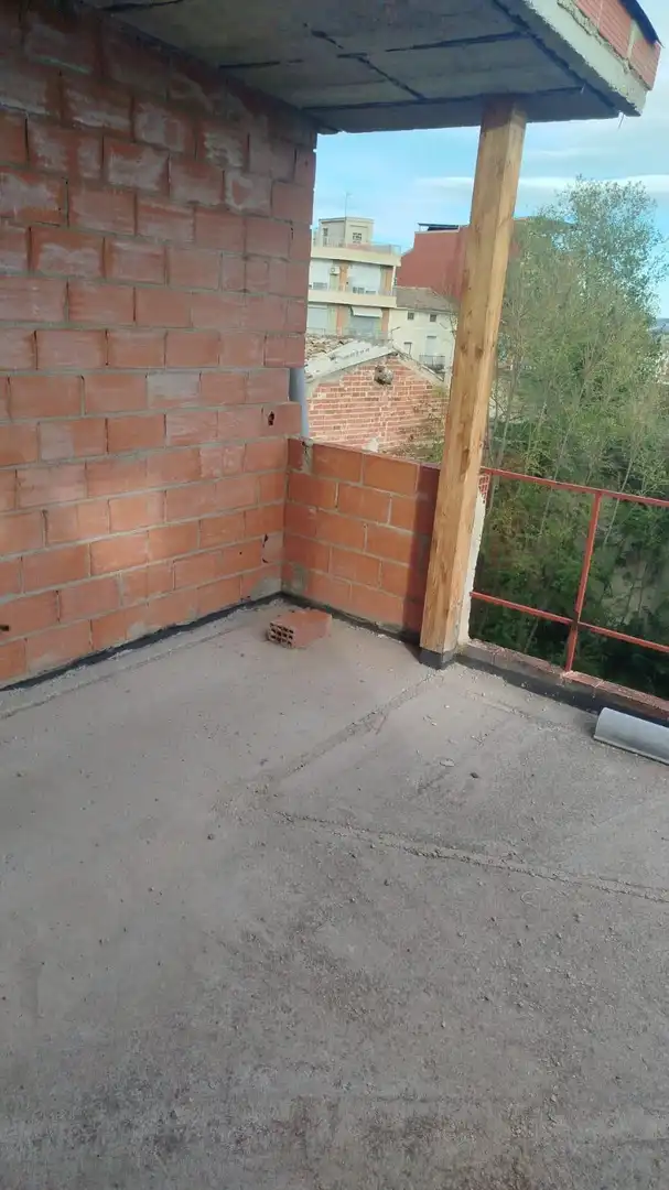 Edifici en venda a L'Olleria