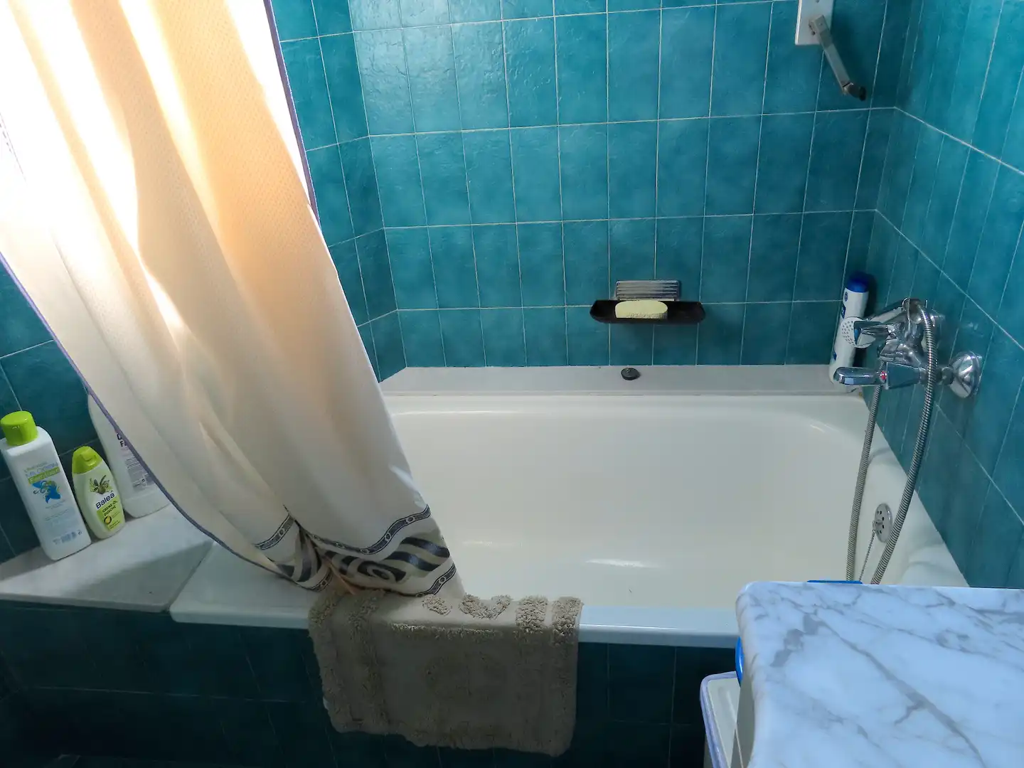 Baño de Piso en venta en Empuriabrava con Jardín privado, Terraza y Amueblado