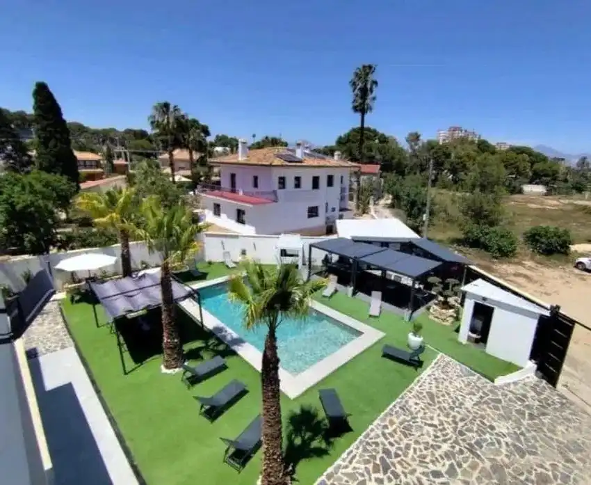 Villa mit Pool zum Verkauf in Carrer de L'Esportista Alejandra Quereda, imagen 2