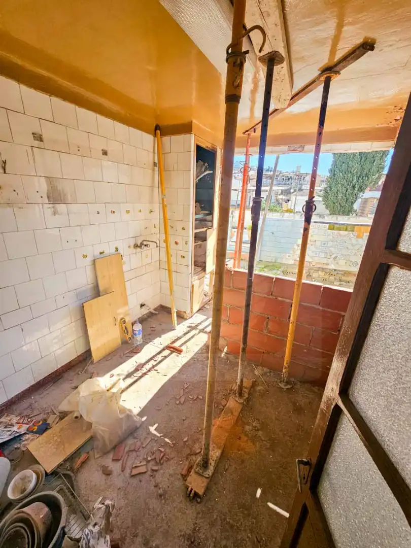 Badezimmer von Einfamilien-Reihenhaus zum Verkauf in Pizarra mit Terrasse und Abstellraum