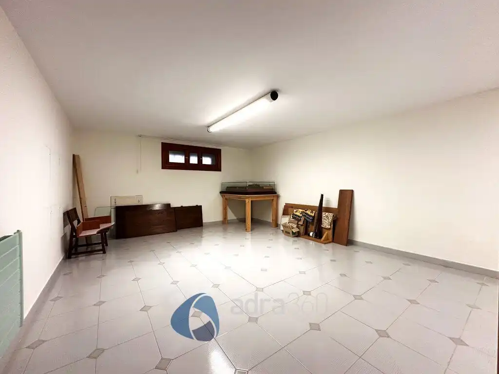 Houses for sale in Lardero  with Air Conditioner, Heating and Private garden
