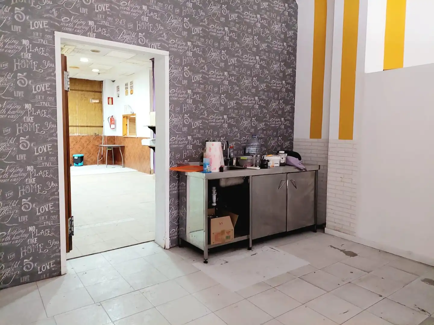 Commercial properties for rent in Murcia  with Air Conditioner