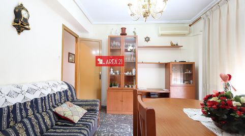 Foto 4 de Piso en venta en Núcleo Urbano, La Pobla de Vallbona