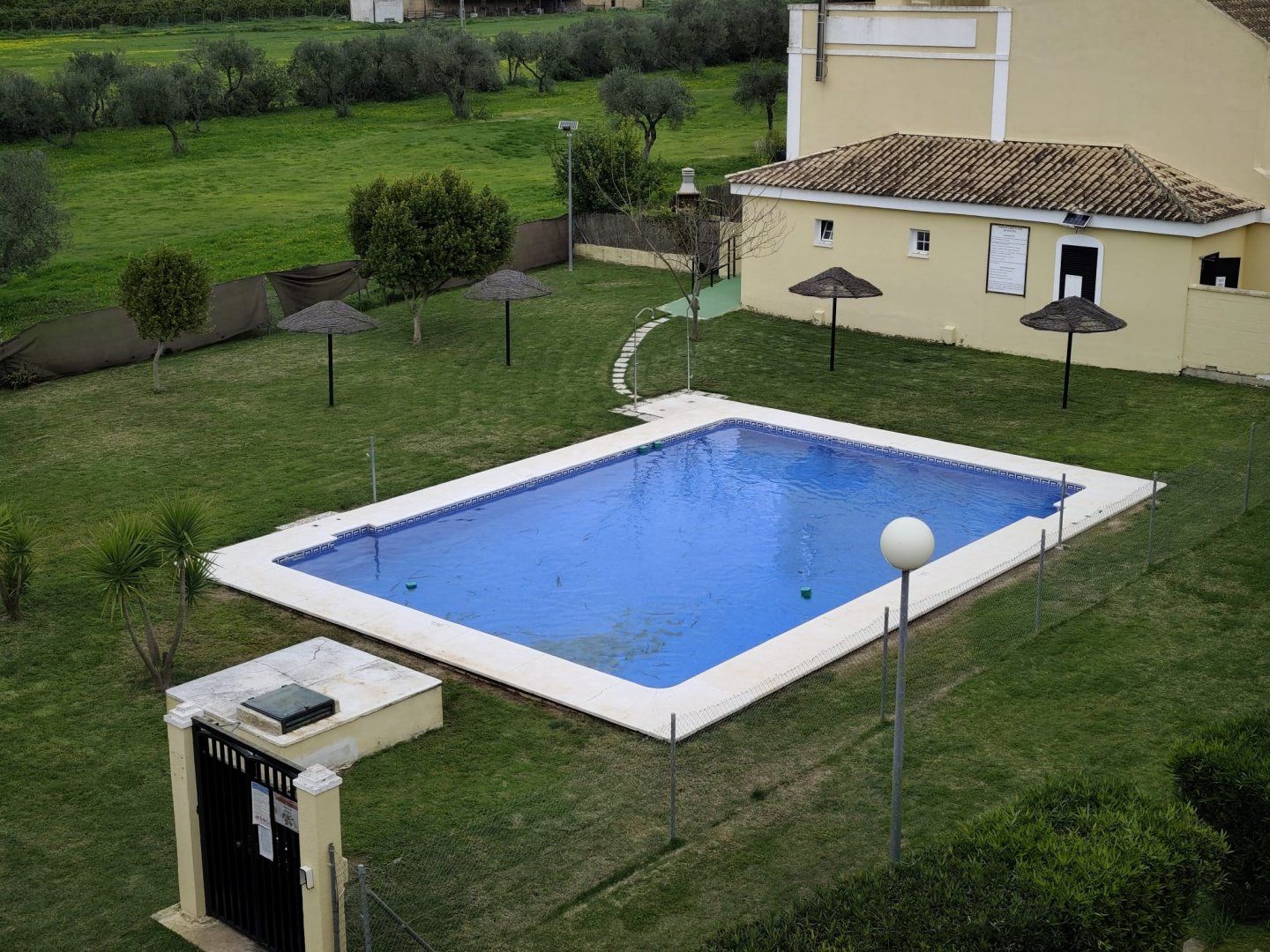 Single-family semi-detached for sale in Aznalcázar