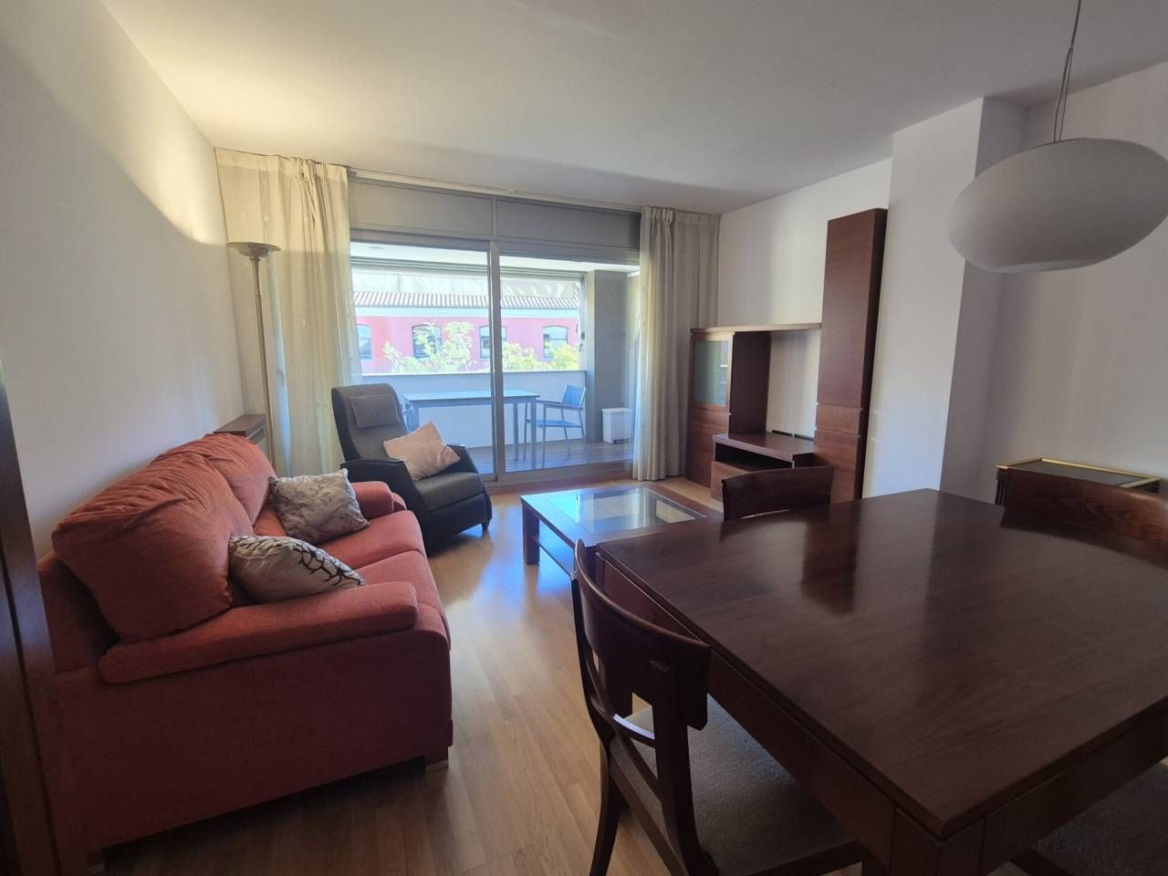 Living room of Flat to rent in Terrassa  with Heating, Parquet flooring and Furnished