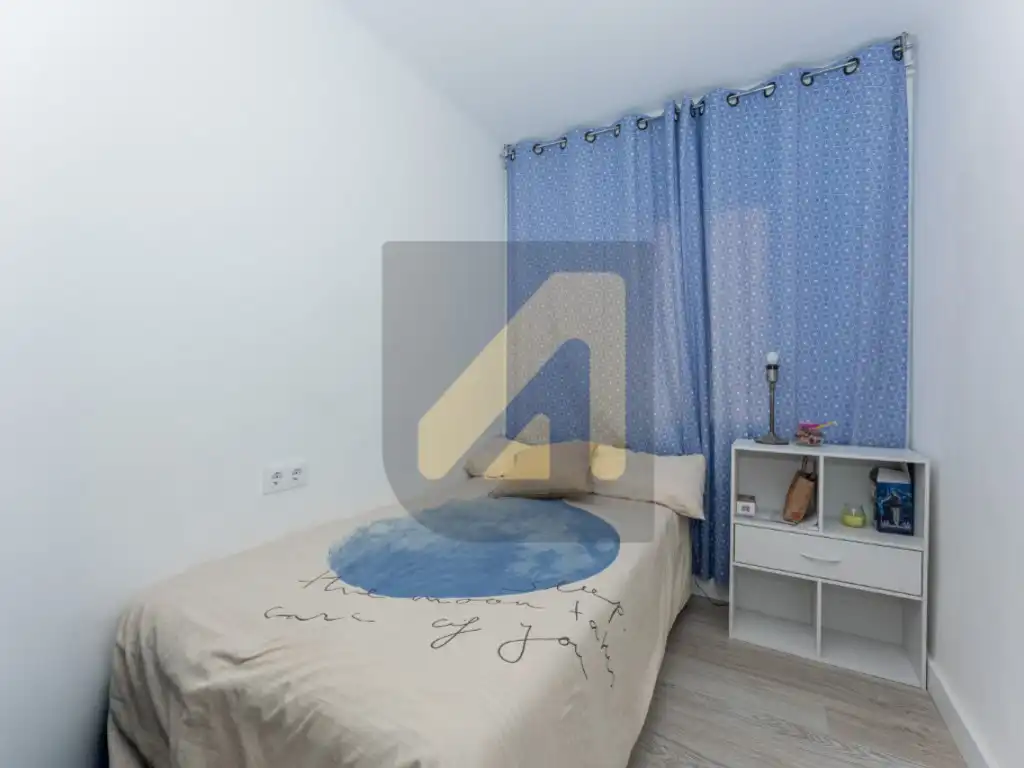 Dormitori de Apartament en venda en L'Hospitalet de Llobregat