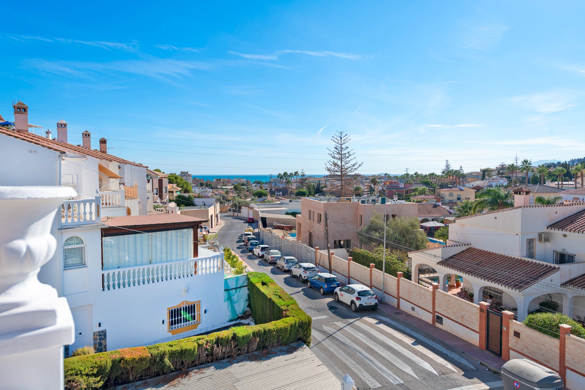 Vista exterior de Casa adosada en venda en Rincón de la Victoria