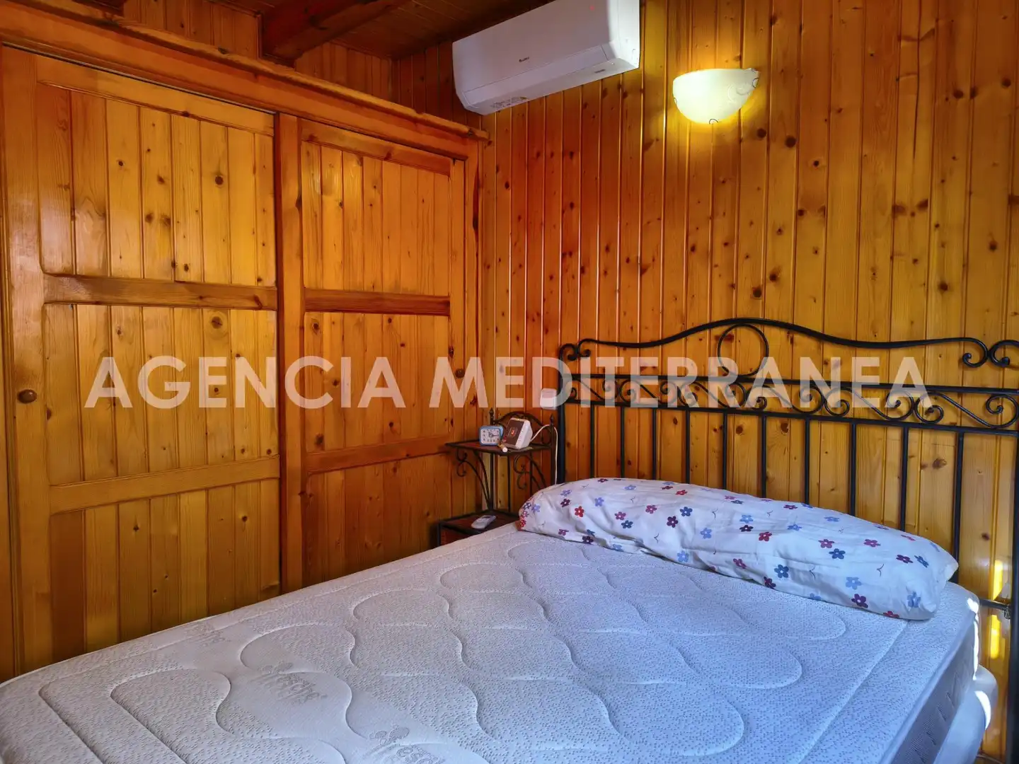 Dormitori de Casa o xalet de lloguer en Paterna amb Aire condicionat, Calefacció i Jardí privat