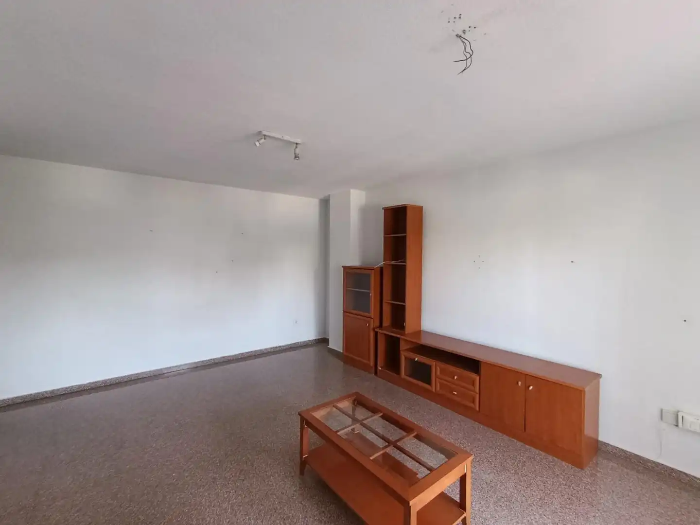 Sala d'estar de Pis en venda en Alicante / Alacant amb Aire condicionat, Jardí privat i Balcó