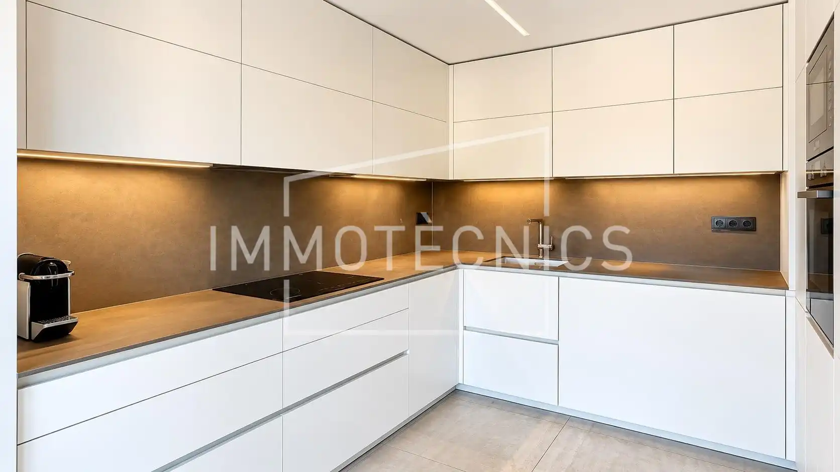 Detached house with pool for sale in Calle PL6 PARC DE CALELLA. JOSEP GALLART 83, imagen 5