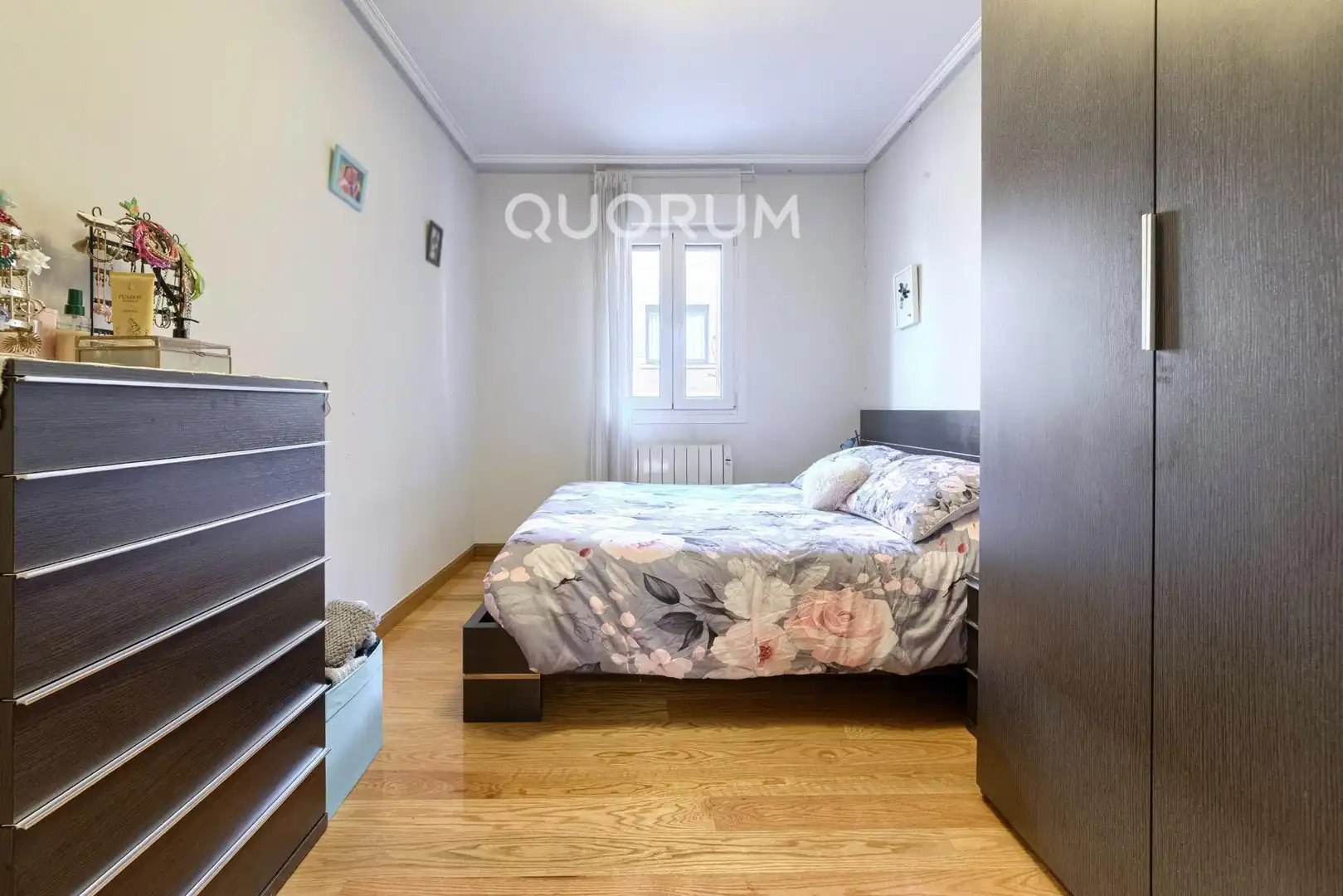 Habitación de Piso en venta en Basauri  con Calefacción y Balcón