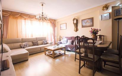 Bedroom of Flat for sale in  Madrid Capital  with Air Conditioner and Heating