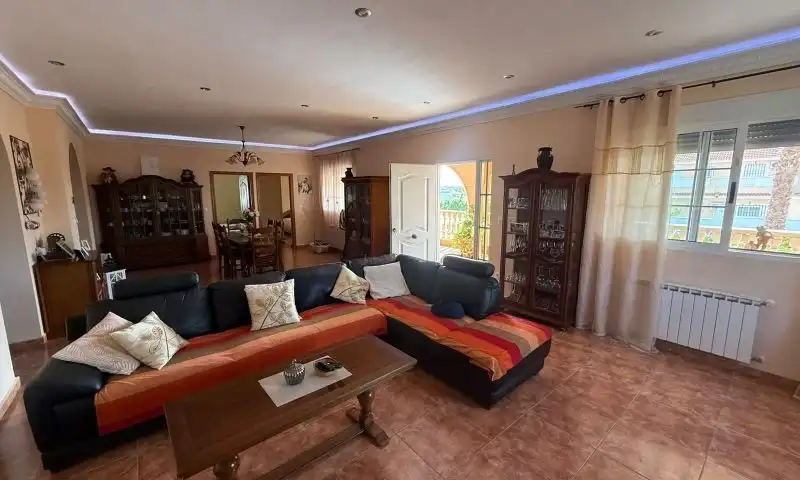Villa zum Verkauf in Calle  Almendro, imagen 30