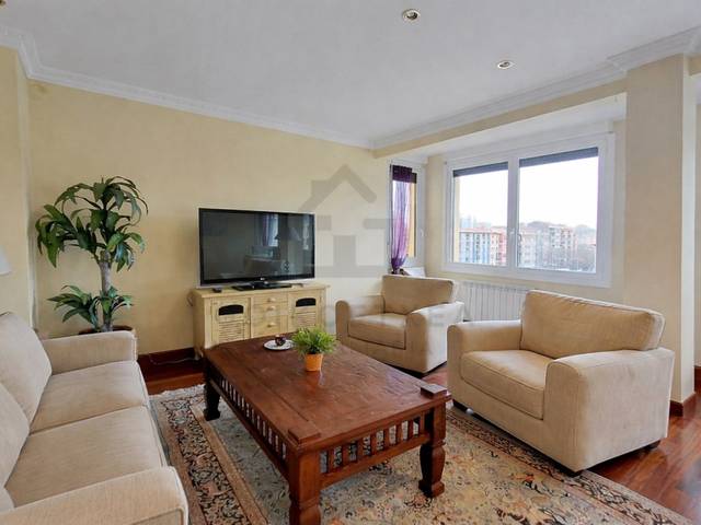 Piso en Venta en Calle Fueros en Centro - Mendibil - Santiago