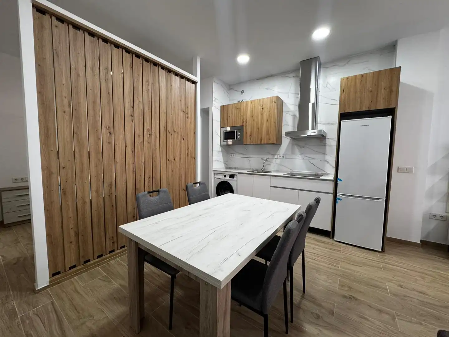 Kitchen of Flat for rent in Córdoba  with Air Conditioner, Heating and Balcony