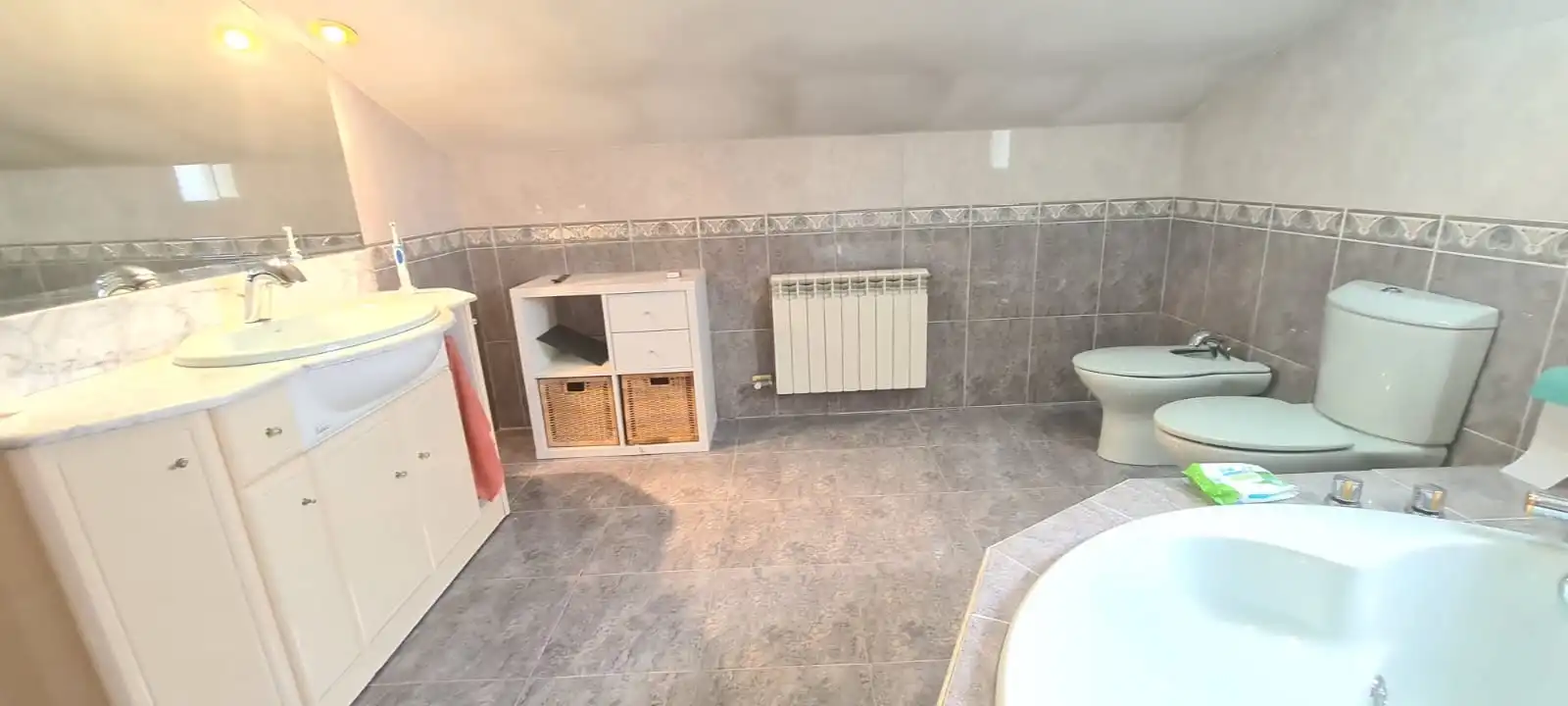 Bathroom of Houses for sale in Caldes de Malavella  with Air Conditioner, Heating and Private garden