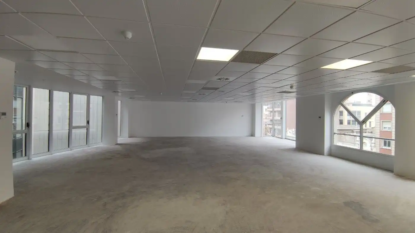 Büro zur Miete in Barcelona mit Heizung