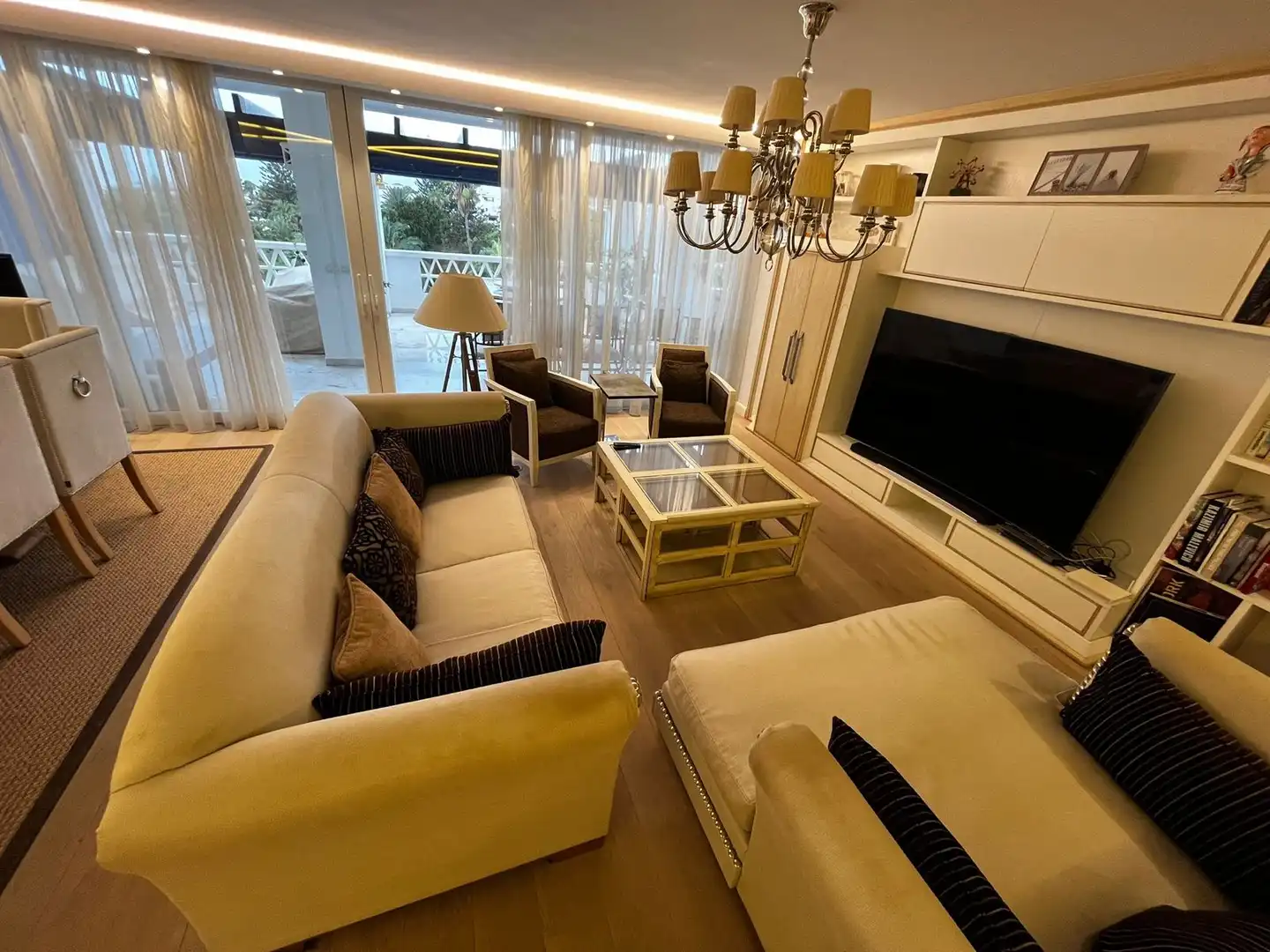 Apartament amb ascensor en venda a Avenida José Banús 17, imagen 3