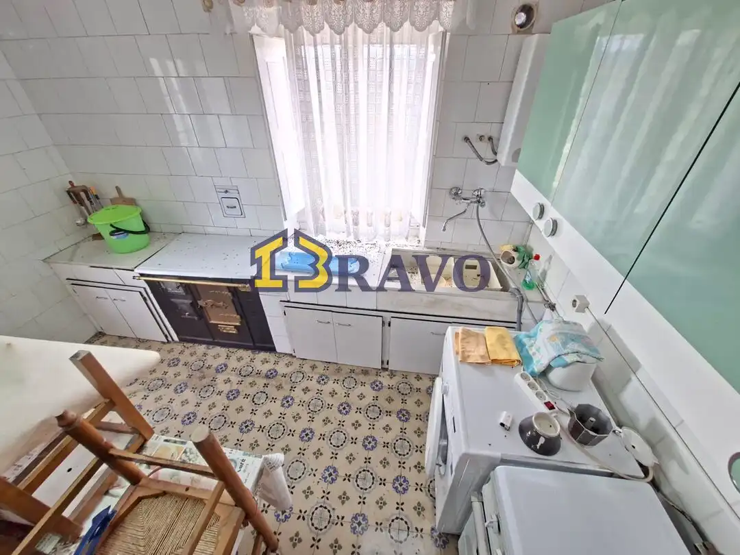 Cocina de Piso en venta en Villarcayo de Merindad de Castilla la Vieja con Calefacción y Amueblado
