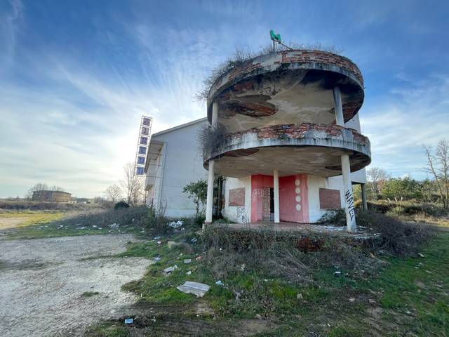 Edificio en Venta en Otero de Bodas